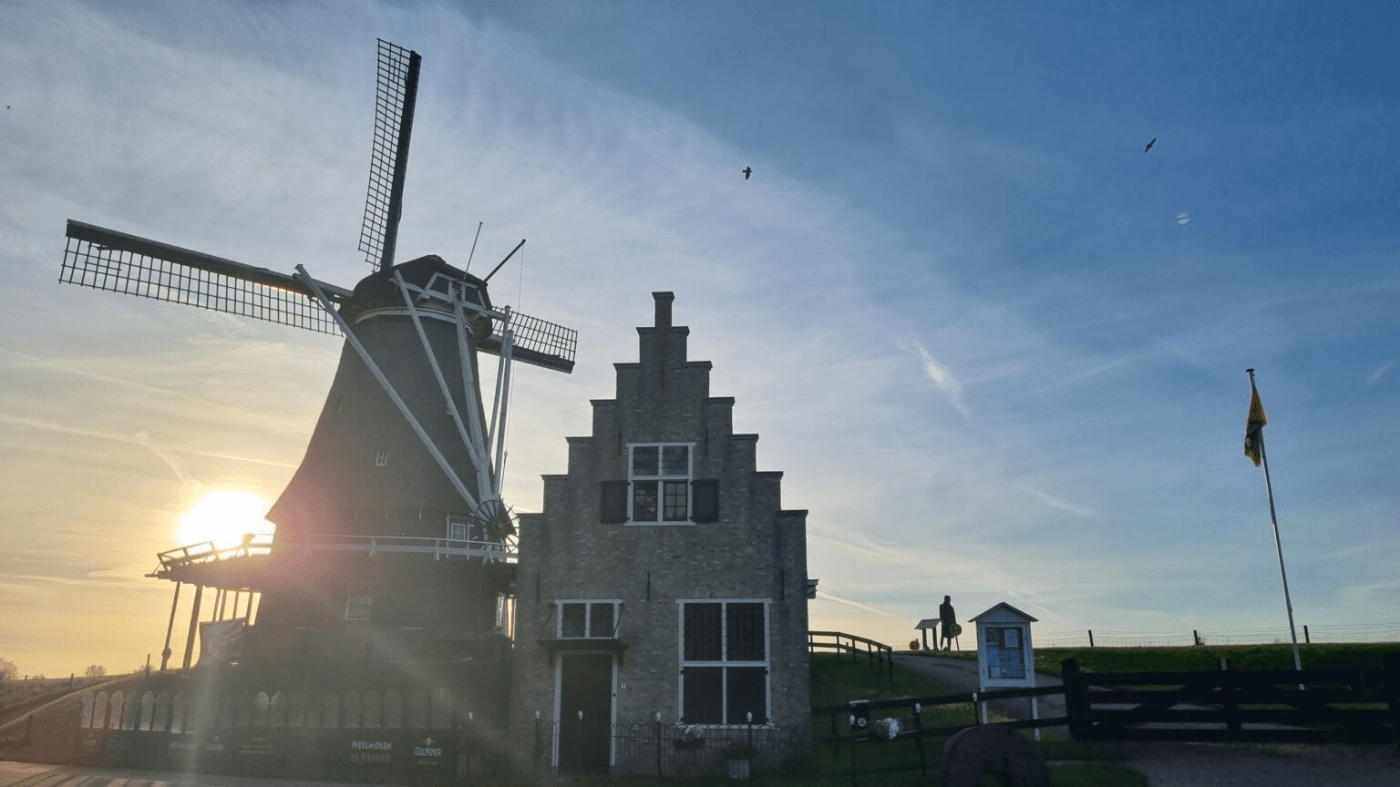 Medemblik – mögliches Reiseziel während einer Segelreise auf dem IJsselmeer
