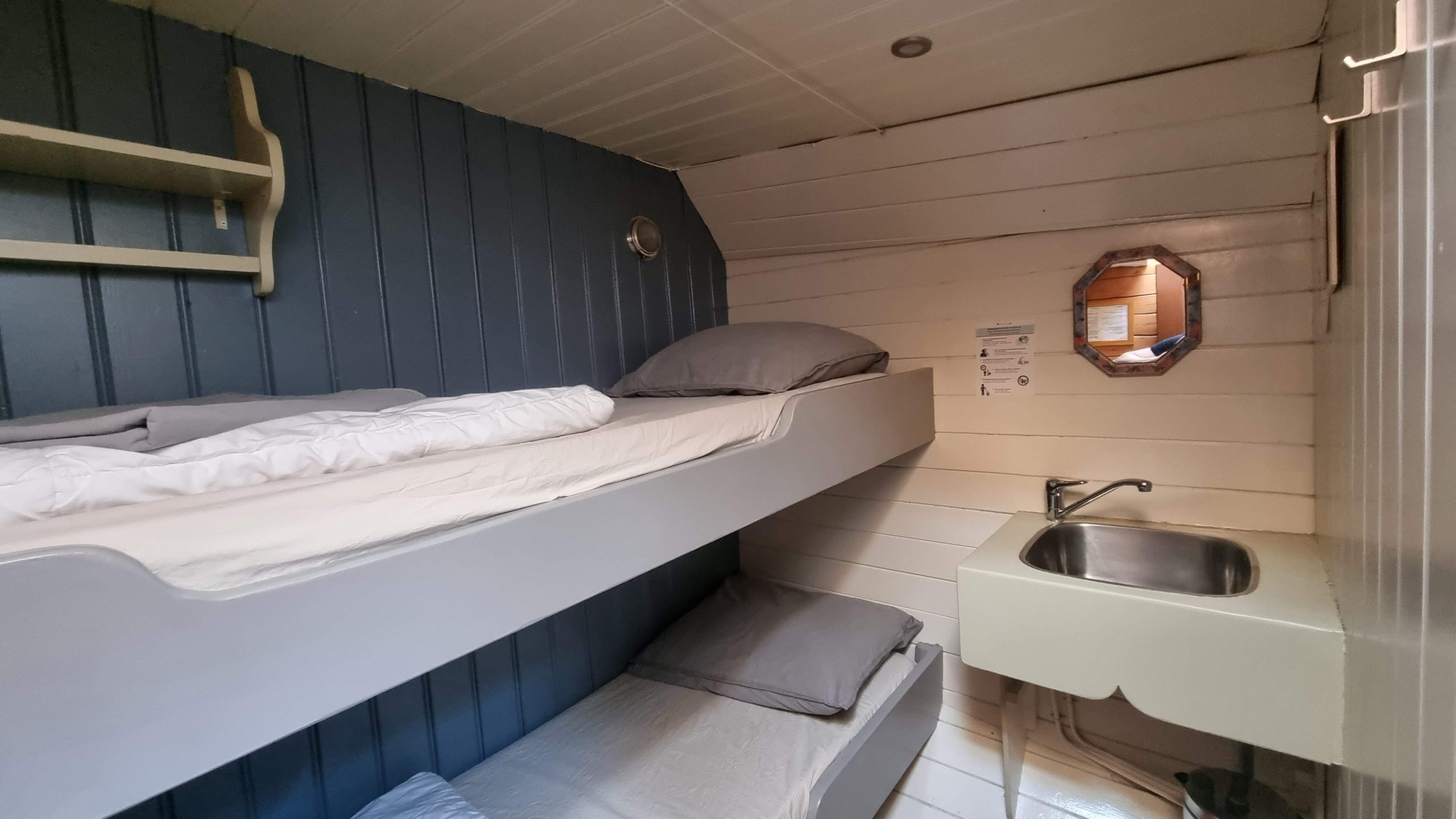 Stockbettkabinen auf der Medusa