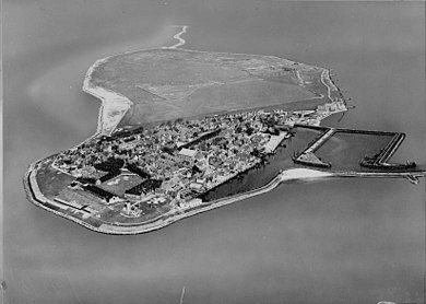 Luftaufnahme von Urk, der ehemaligen Insel im IJsselmeer